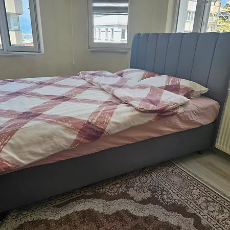 Royal Konaklama Huzur * Бандырма